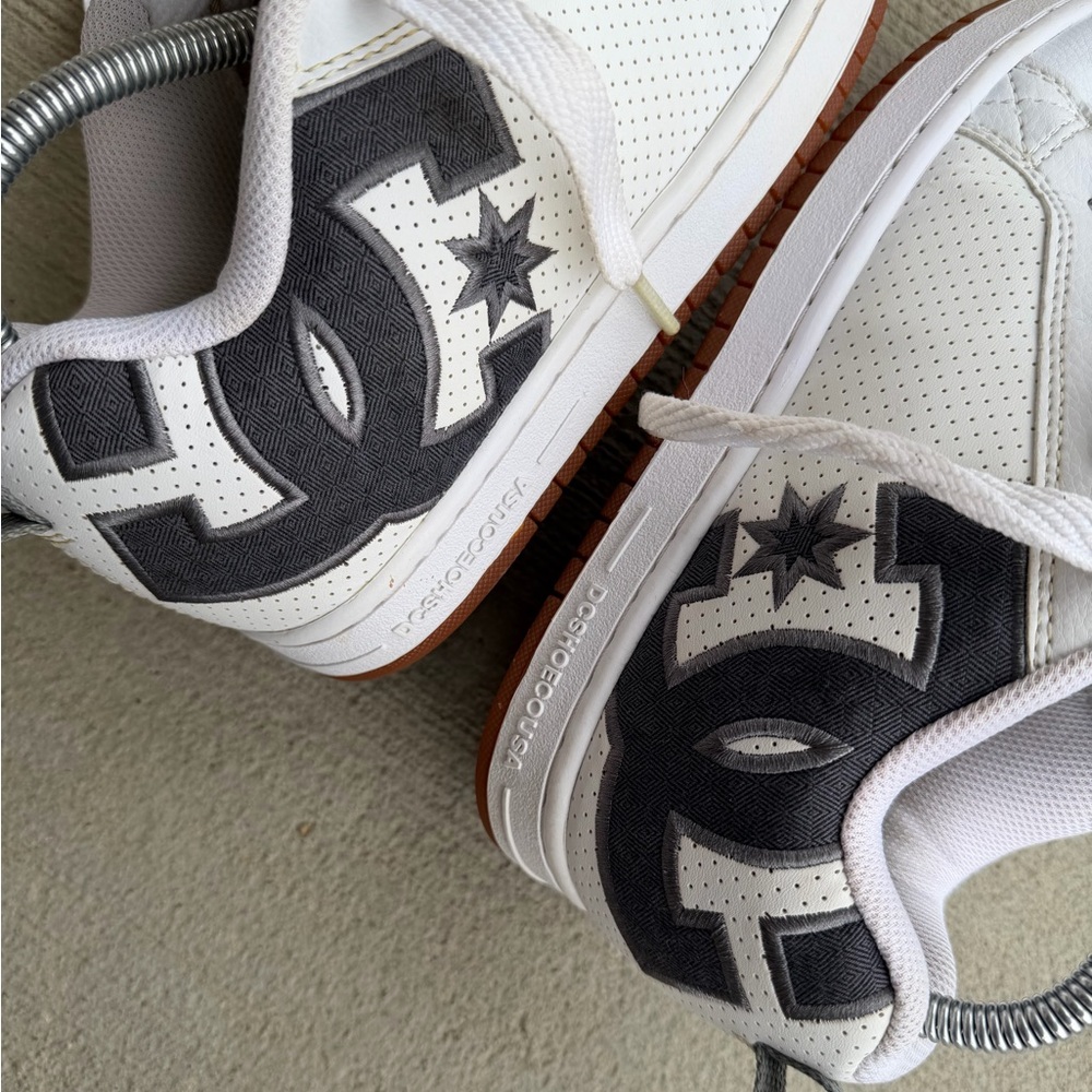 DC Court Graffik SE Skate Shoes 300927 White Gray Chunky Grunge Men’s Size 7 - Picture 10 of 12